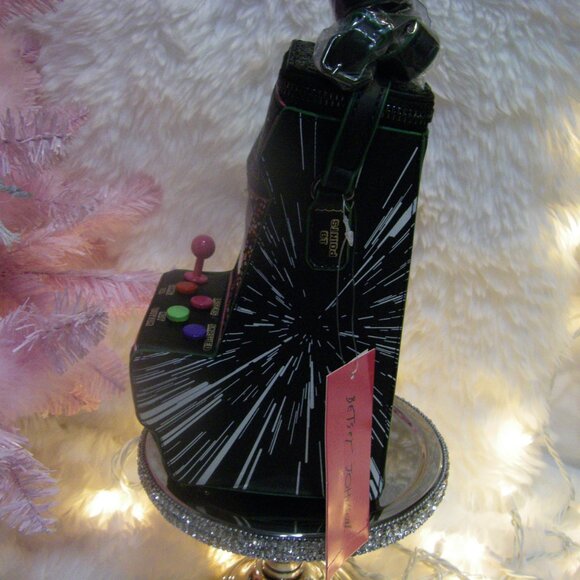 Betsey Johnson Kitsch Scored! Crossbody Black Arcade NWT - Picture 12 of 16